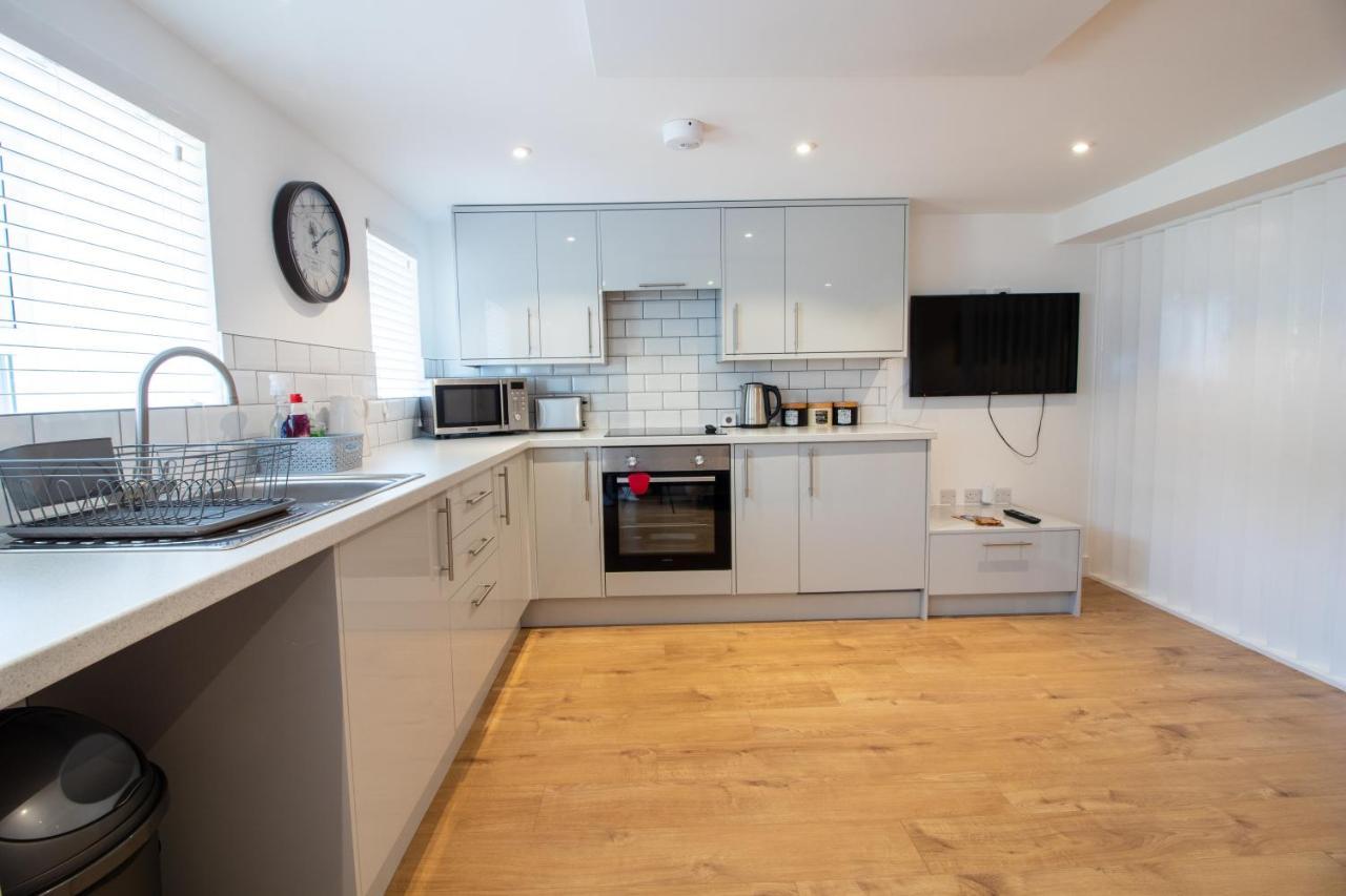Stylish Studio In The Heart Of The English Riviera Торки Екстериор снимка