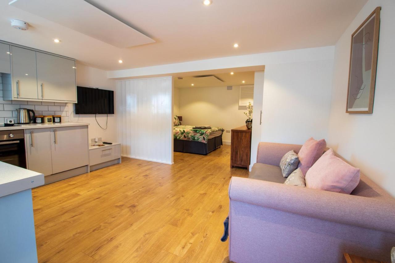 Stylish Studio In The Heart Of The English Riviera Торки Екстериор снимка