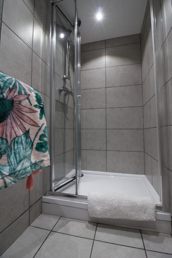 Stylish Studio In The Heart Of The English Riviera Торки Екстериор снимка